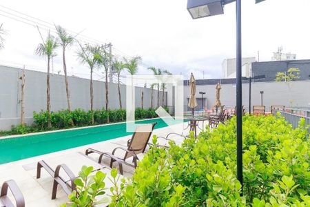 Apartamento à venda com 33m², 1 quarto e sem vaga Apartamento à venda com 33m², 1 quarto e sem vagaPiscina