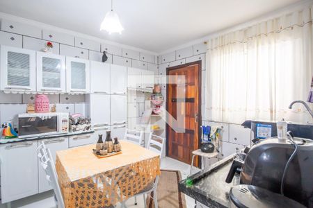 Casa à venda com 386m², 5 quartos e 6 vagasCozinha