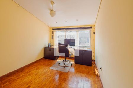 Casa à venda com 139m², 3 quartos e 1 vagaEscritório