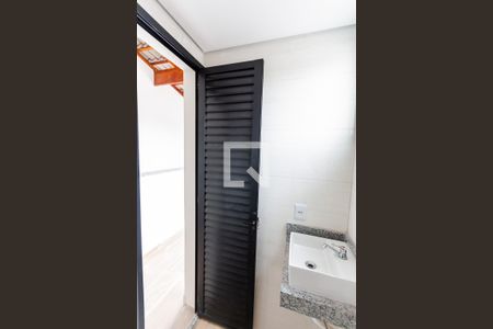 Apartamento à venda com 76m², 2 quartos e 1 vaga Apartamento à venda com 76m², 2 quartos e 1 vagaLavabo - Cobertura