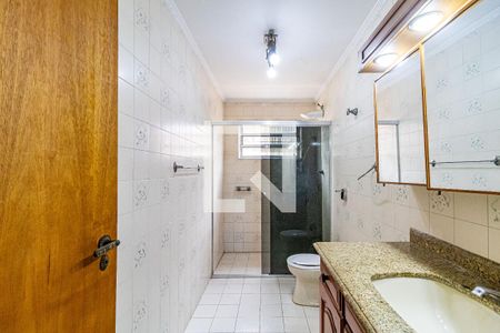 Casa à venda com 400m², 3 quartos e 2 vagasBanheiro social 02