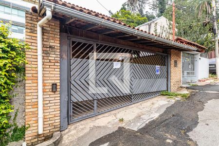 Casa à venda com 400m², 3 quartos e 2 vagasFachada