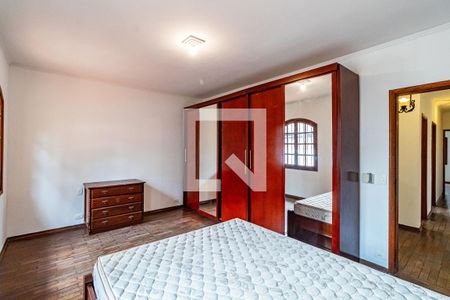 Casa à venda com 400m², 3 quartos e 2 vagasQuarto 02