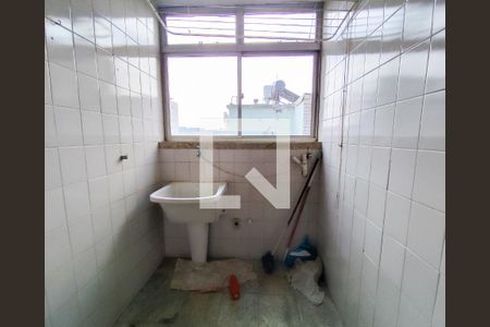 Apartamento para alugar com 180m², 4 quartos e 1 vaga Apartamento para alugar com 180m², 4 quartos e 1 vagaÁrea de Serviço