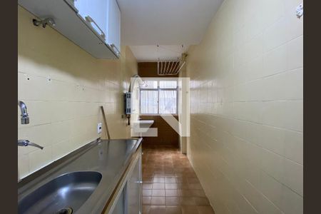 Apartamento à venda com 53m², 2 quartos e 1 vagaCozinha e Área de Serviço