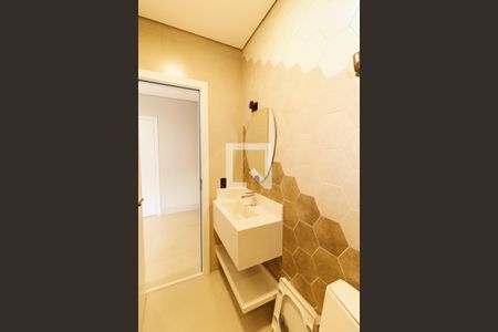 Casa à venda com 113m², 3 quartos e 2 vagas Casa à venda com 113m², 3 quartos e 2 vagasBanheiro da Suíte