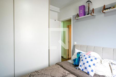 Apartamento à venda com 97m², 3 quartos e 2 vagasQuarto 2