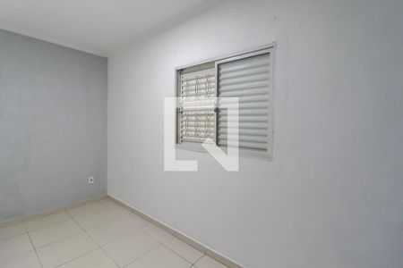 Casa para alugar com 93m², 2 quartos e 2 vagasQuarto 2