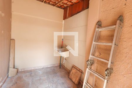 Casa para alugar com 93m², 2 quartos e 2 vagasQuintal