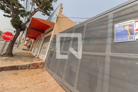 Casa para alugar com 93m², 2 quartos e 2 vagasFachada