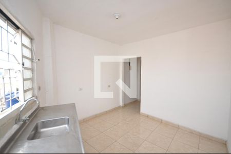 Casa para alugar com 60m², 2 quartos e 1 vagaCozinha