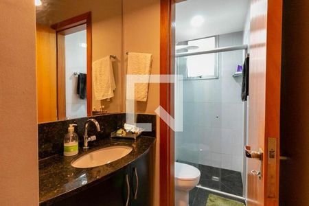 Apartamento à venda com 160m², 3 quartos e 3 vagas Apartamento à venda com 160m², 3 quartos e 3 vagasbanheiro 1