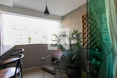 Apartamento à venda com 160m², 3 quartos e 3 vagas Apartamento à venda com 160m², 3 quartos e 3 vagasvaranda