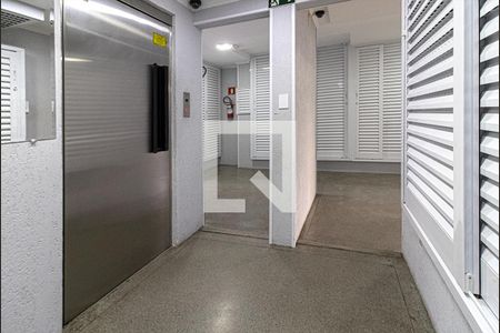 Apartamento à venda com 73m², 2 quartos e 1 vagahall de entrada