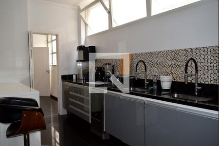Apartamento à venda com 340m², 4 quartos e 2 vagasCozinha