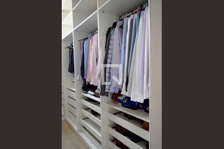 Apartamento à venda com 340m², 4 quartos e 2 vagasCloset Suíte master