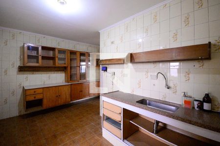 Apartamento à venda com 72m², 2 quartos e 2 vagasCozinha 