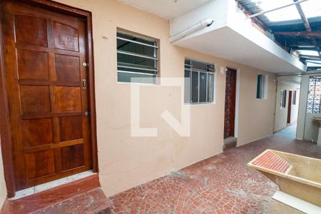 Casa para alugar com 45m², 1 quarto e sem vaga Casa para alugar com 45m², 1 quarto e sem vagaLavanderia