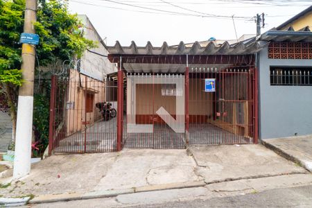 Casa para alugar com 45m², 1 quarto e sem vaga Casa para alugar com 45m², 1 quarto e sem vagaFachada
