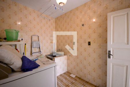 Casa à venda com 450m², 3 quartos e 2 vagas Casa à venda com 450m², 3 quartos e 2 vagasÁrea de Serviço