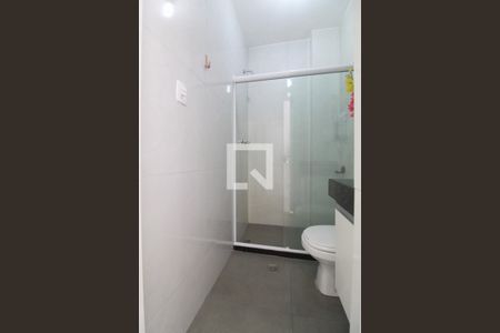Banheiro social de apartamento para alugar com 1 quarto, 34m² em Copacabana, Rio de Janeiro