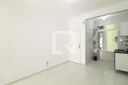 Sala de apartamento para alugar com 1 quarto, 34m² em Copacabana, Rio de Janeiro