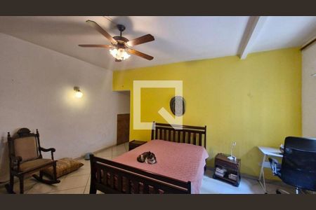 Casa à venda com 238m², 3 quartos e 2 vagas Casa à venda com 238m², 3 quartos e 2 vagasQuarto 3