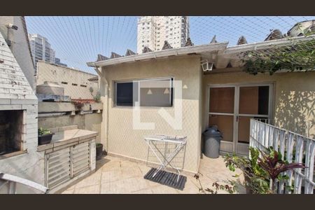 Casa à venda com 238m², 3 quartos e 2 vagas Casa à venda com 238m², 3 quartos e 2 vagasÁrea comum - Churrasqueira