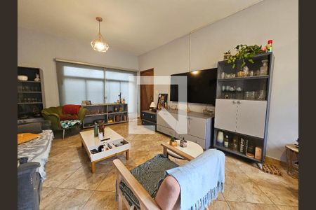 Sala de casa à venda com 3 quartos, 238m² em Santo Amaro, São Paulo