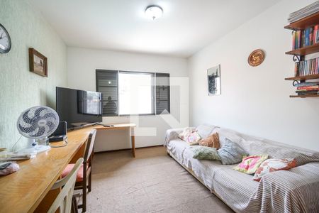 Casa à venda com 350m², 4 quartos e 3 vagasSala de TV