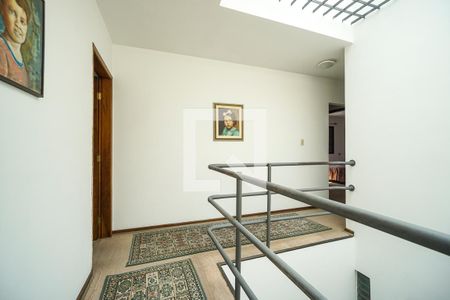 Casa à venda com 350m², 4 quartos e 3 vagasHall da escada