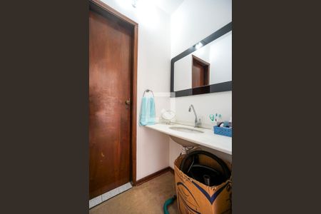 Casa à venda com 350m², 4 quartos e 3 vagasLavabo