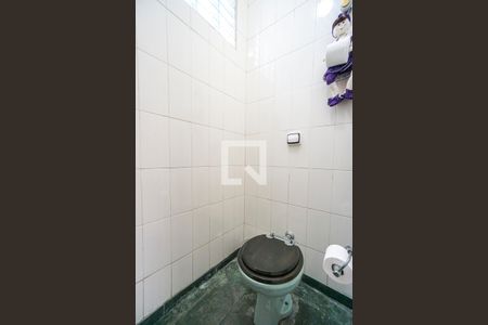 Casa à venda com 350m², 4 quartos e 3 vagasLavabo