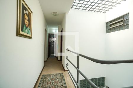 Casa à venda com 350m², 4 quartos e 3 vagasHall da escada