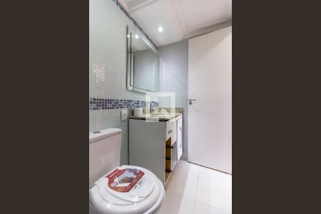 Apartamento à venda com 63m², 2 quartos e 1 vagaBanheiro Social