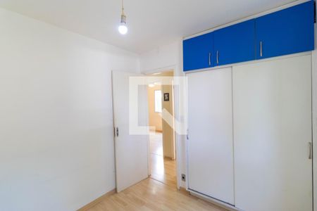Apartamento à venda com 80m², 3 quartos e 1 vagaQuarto 02