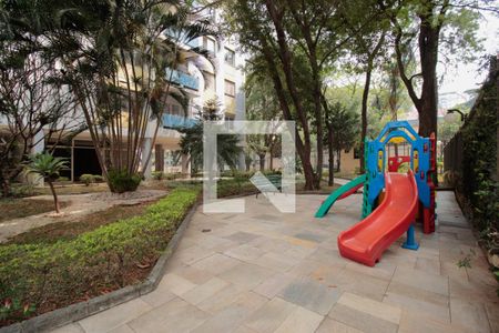 Apartamento à venda com 156m², 3 quartos e 1 vaga Apartamento à venda com 156m², 3 quartos e 1 vagaÁrea comum - Playground