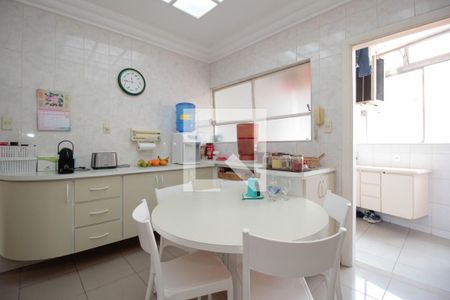 Apartamento à venda com 156m², 3 quartos e 1 vaga Apartamento à venda com 156m², 3 quartos e 1 vagaCozinha