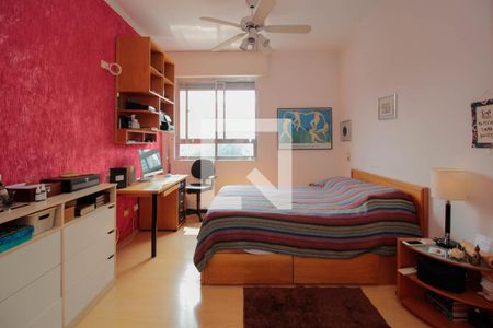 Apartamento à venda com 156m², 3 quartos e 1 vaga Apartamento à venda com 156m², 3 quartos e 1 vagaQuarto 3