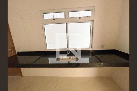 Apartamento à venda com 150m², 3 quartos e 2 vagasCozinha