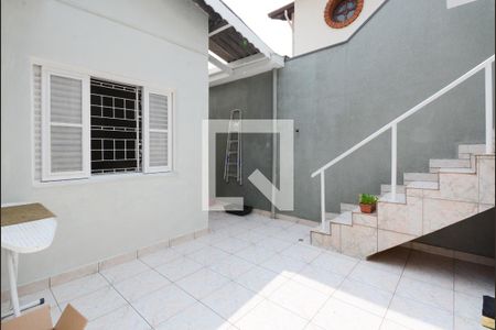 Casa à venda com 111m², 2 quartos e 2 vagasQuintal