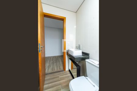 Casa à venda com 173m², 3 quartos e 4 vagas Casa à venda com 173m², 3 quartos e 4 vagasBanheiro da Suíte 1