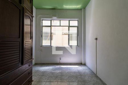 Quarto 1 de apartamento para alugar com 2 quartos, 65m² em Grajaú, Rio de Janeiro