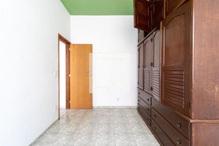 Quarto 1 de apartamento para alugar com 2 quartos, 65m² em Grajaú, Rio de Janeiro