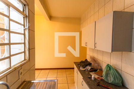 Casa à venda com 300m², 5 quartos e 3 vagasCozinha da Casa de Fundos