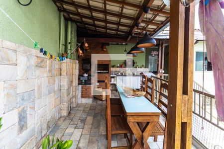 Casa à venda com 300m², 5 quartos e 3 vagasEspaço Gourmet