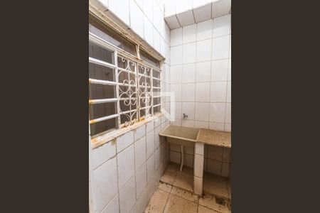 Casa à venda com 300m², 5 quartos e 3 vagasÁrea de Serviço da Casa de Fundos