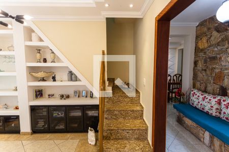 Casa à venda com 300m², 5 quartos e 3 vagasEscada de Acesso ao Terraço