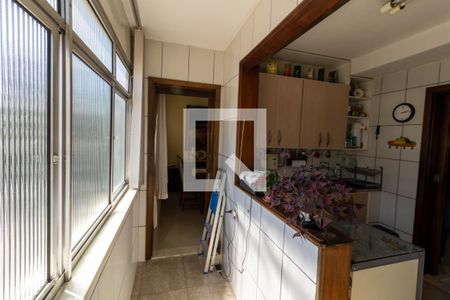 Apartamento à venda com 166m², 2 quartos e 1 vagaÁrea de Serviço