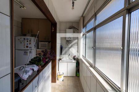 Apartamento à venda com 166m², 2 quartos e 1 vagaÁrea de Serviço